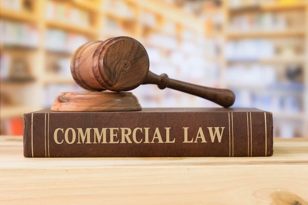 How a Commercial Lawyer Helps Businesses in Financial Distress