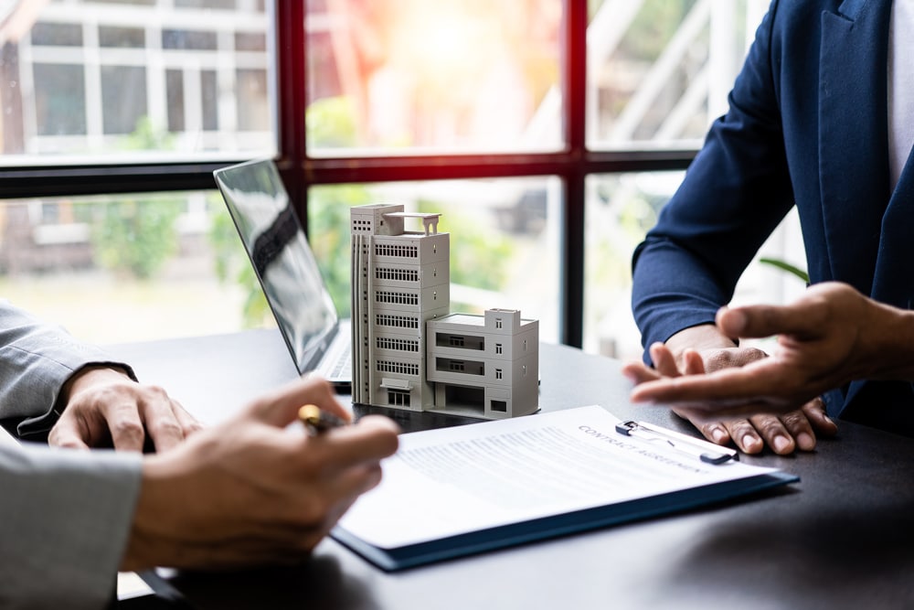 A Commercial Lawyer At Work In Townsville