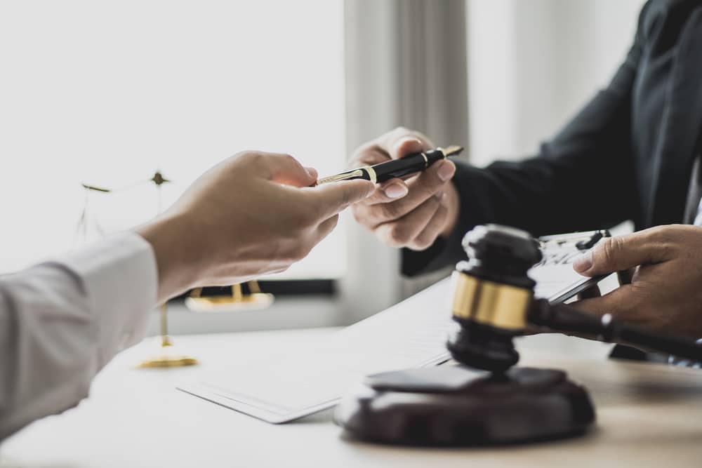 A Commercial Lawyer In Townsville